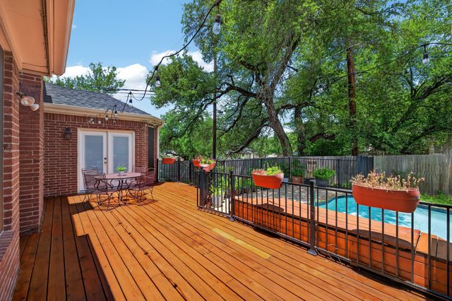 7804 Blue Lilly DR, Austin, TX 78759
