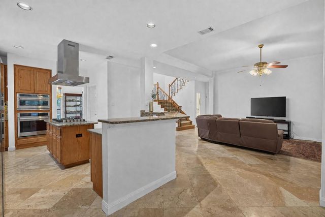 7804 Blue Lilly DR, Austin, TX 78759