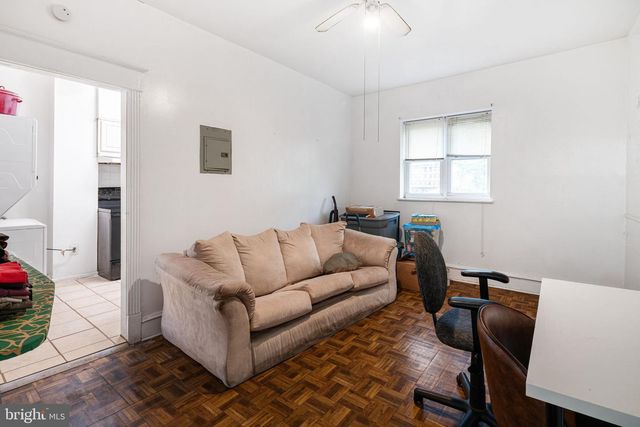 4815 WALNUT ST, Philadelphia, PA 19139