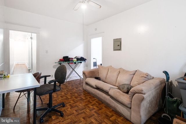 4815 WALNUT ST, Philadelphia, PA 19139