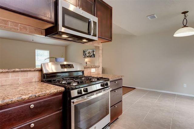 931 Grand Junction Drive, Katy, TX 77450