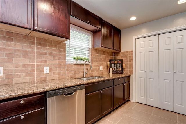 931 Grand Junction Drive, Katy, TX 77450