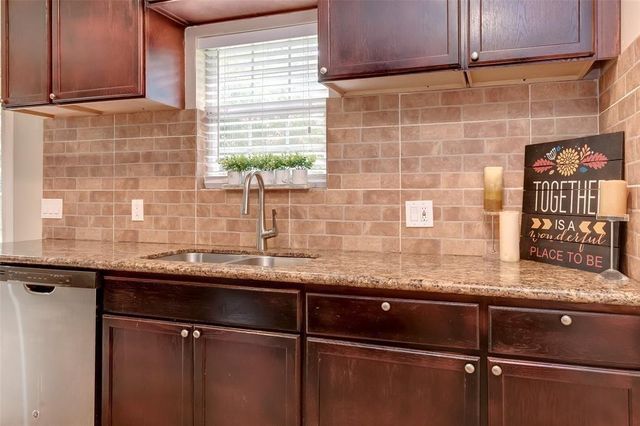 931 Grand Junction Drive, Katy, TX 77450