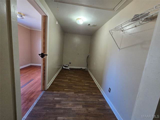 4097 Narrow Lane Road, Montgomery, AL 36111