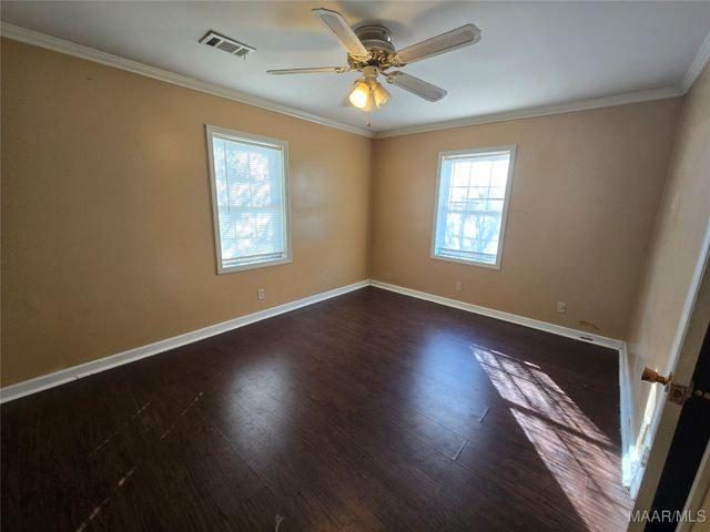 4097 Narrow Lane Road, Montgomery, AL 36111