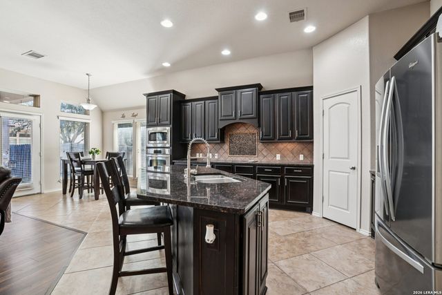 2993 Saddlehorn, Seguin, TX 78155