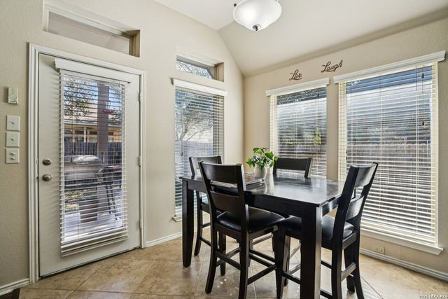 2993 Saddlehorn, Seguin, TX 78155