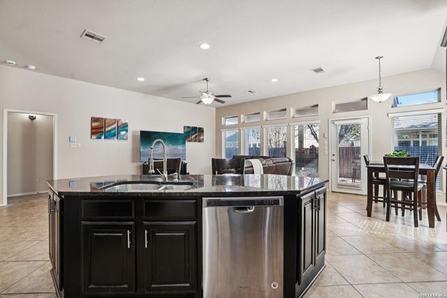 2993 Saddlehorn, Seguin, TX 78155