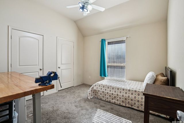 2993 Saddlehorn, Seguin, TX 78155