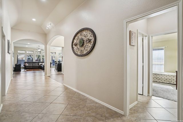 2993 Saddlehorn, Seguin, TX 78155