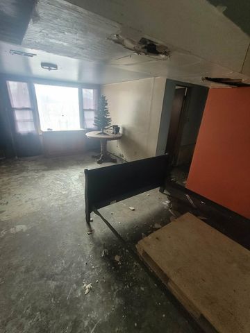 2128 State Street, Peru, IL 61354