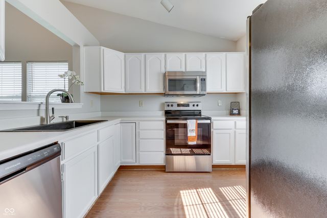 8526 Country Meadows Drive, Indianapolis, IN 46234
