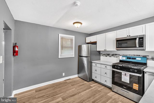 11 CONCORD AVE, Westville, NJ 08093