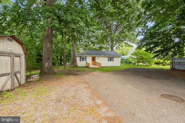 11 CONCORD AVE, Westville, NJ 08093