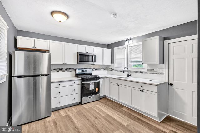 11 CONCORD AVE, Westville, NJ 08093