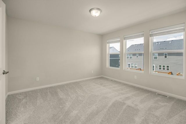 5860 156th Street W, Apple Valley, MN 55124