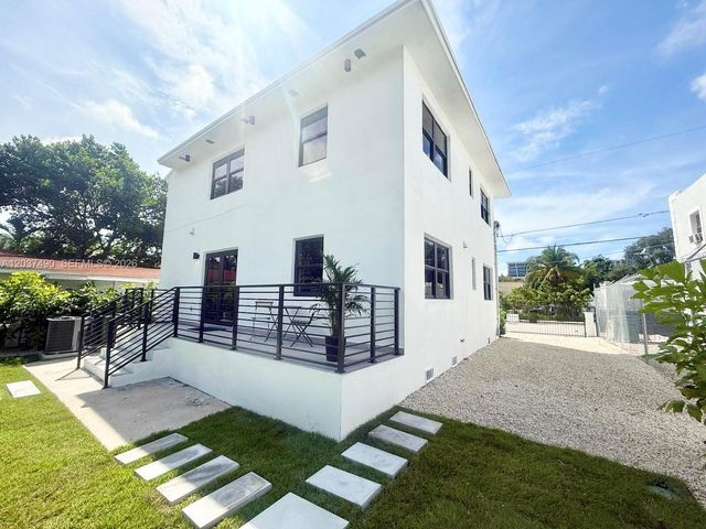 243 NW 32nd Street, Miami, FL 33127