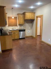 13735 County Road 188, Bullard, TX 75757