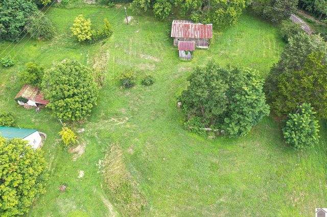 360 Boyds Landing Rd, Cadiz, KY 42211