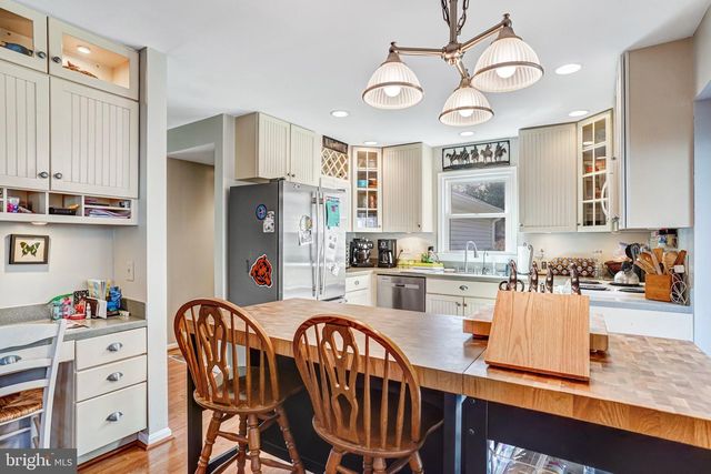 6302 SHIPLETT BLVD, Burke, VA 22015