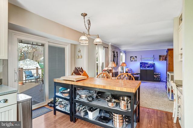 6302 SHIPLETT BLVD, Burke, VA 22015