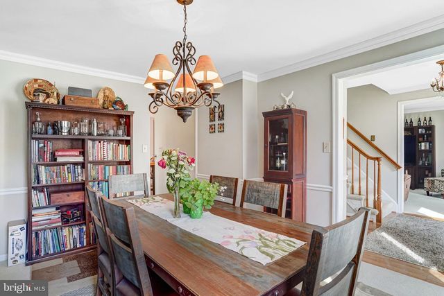 6302 SHIPLETT BLVD, Burke, VA 22015