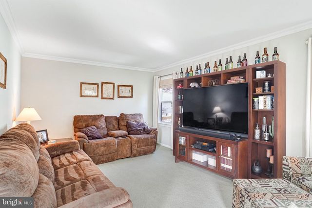 6302 SHIPLETT BLVD, Burke, VA 22015