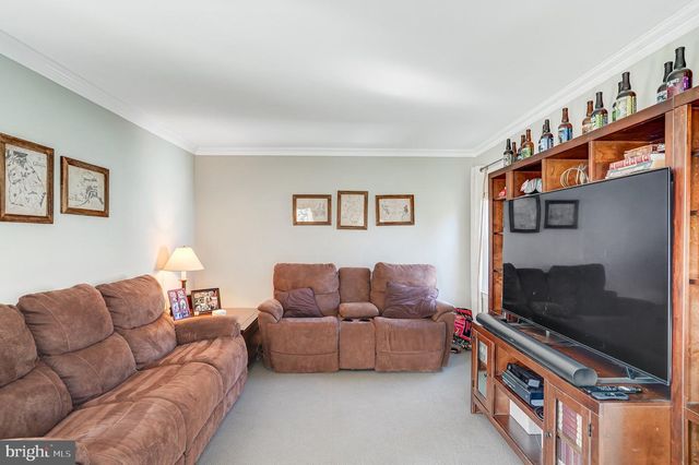 6302 SHIPLETT BLVD, Burke, VA 22015