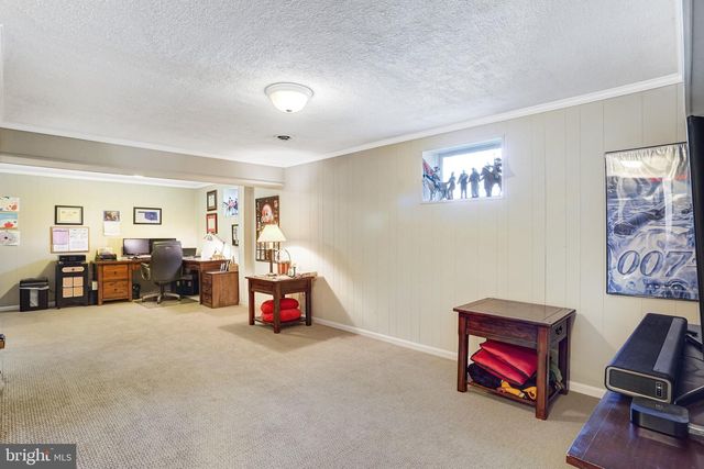 6302 SHIPLETT BLVD, Burke, VA 22015