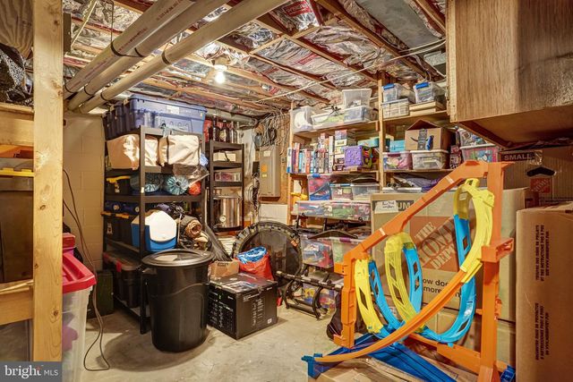 6302 SHIPLETT BLVD, Burke, VA 22015