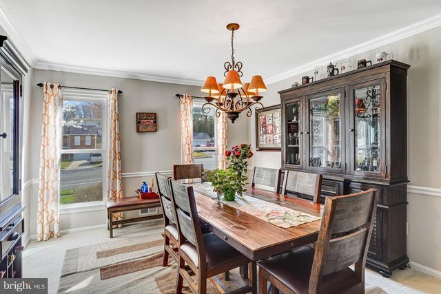 6302 SHIPLETT BLVD, Burke, VA 22015