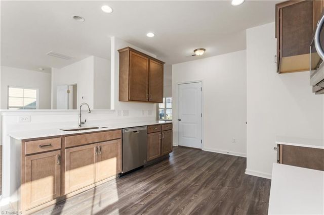 1043 Thicket Drive, Burlington, NC 27217