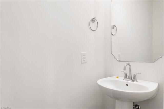 1043 Thicket Drive, Burlington, NC 27217