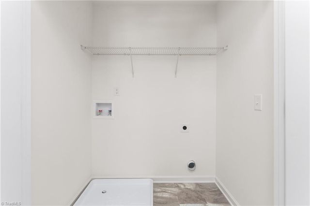 1043 Thicket Drive, Burlington, NC 27217