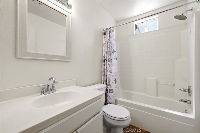 44131 Sunmist Court, Lancaster, CA 93535