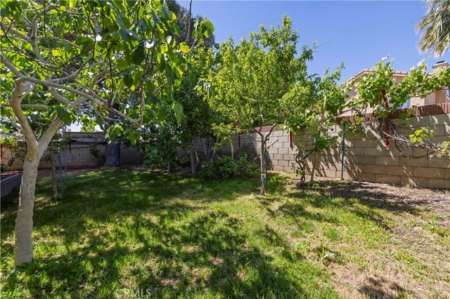 44131 Sunmist Court, Lancaster, CA 93535