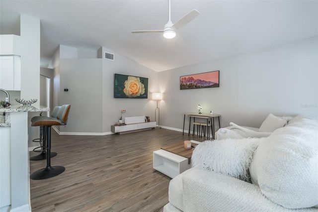 1707 BONDURANT WAY, Brandon, FL 33511