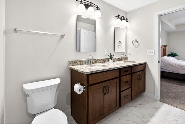 1743 LEGACY LANE, Neenah, WI 54956