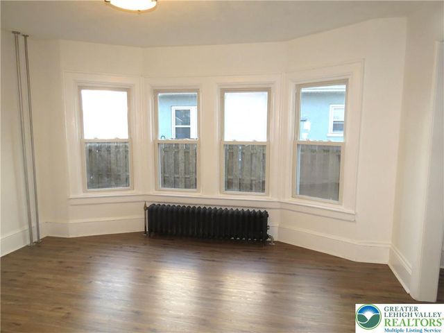 2028 Ealer Avenue, Wilson Boro, PA 18042