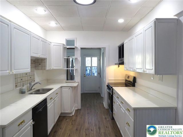 2028 Ealer Avenue, Wilson Boro, PA 18042