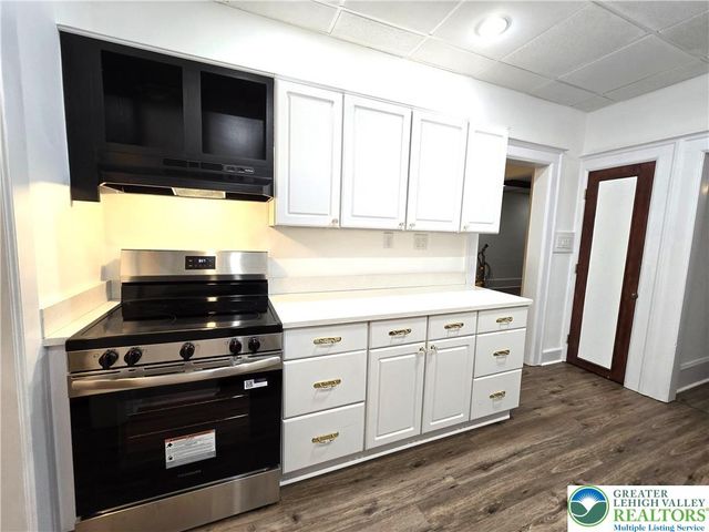 2028 Ealer Avenue, Wilson Boro, PA 18042