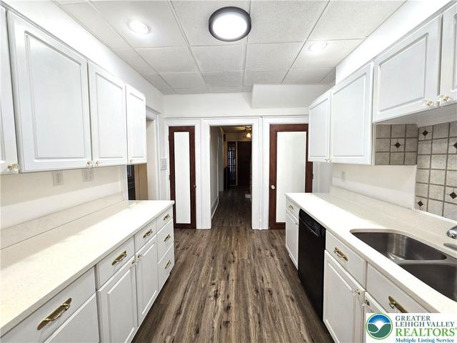 2028 Ealer Avenue, Wilson Boro, PA 18042