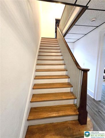 2028 Ealer Avenue, Wilson Boro, PA 18042