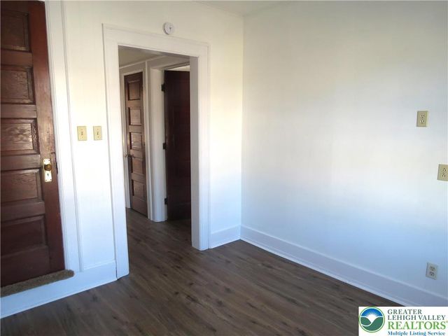 2028 Ealer Avenue, Wilson Boro, PA 18042