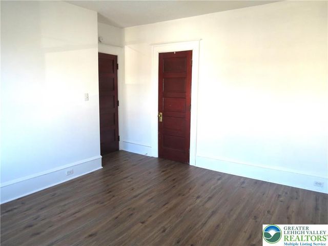 2028 Ealer Avenue, Wilson Boro, PA 18042