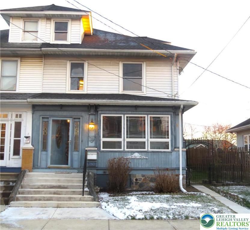 2028 Ealer Avenue, Wilson Boro, PA 18042