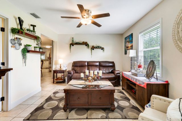 5924 SE Orange Blossom Trail, Hobe Sound, FL 33455