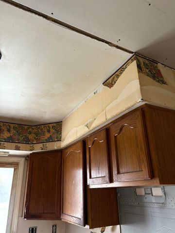 2525 Begole Street, Flint, MI 48504