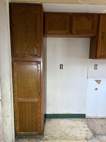 2525 Begole Street, Flint, MI 48504