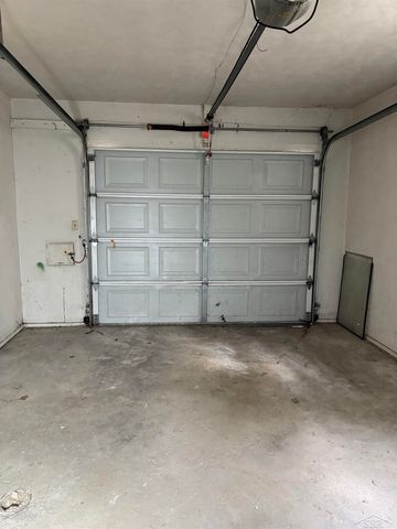 2525 Begole Street, Flint, MI 48504